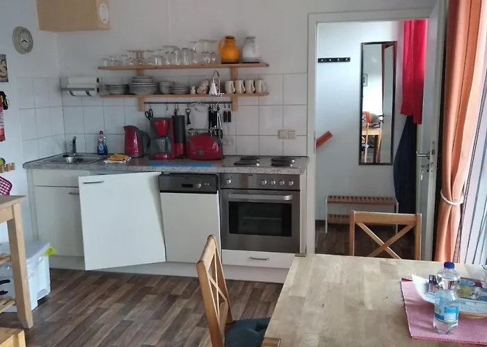 Pontus Fewo4 アパート